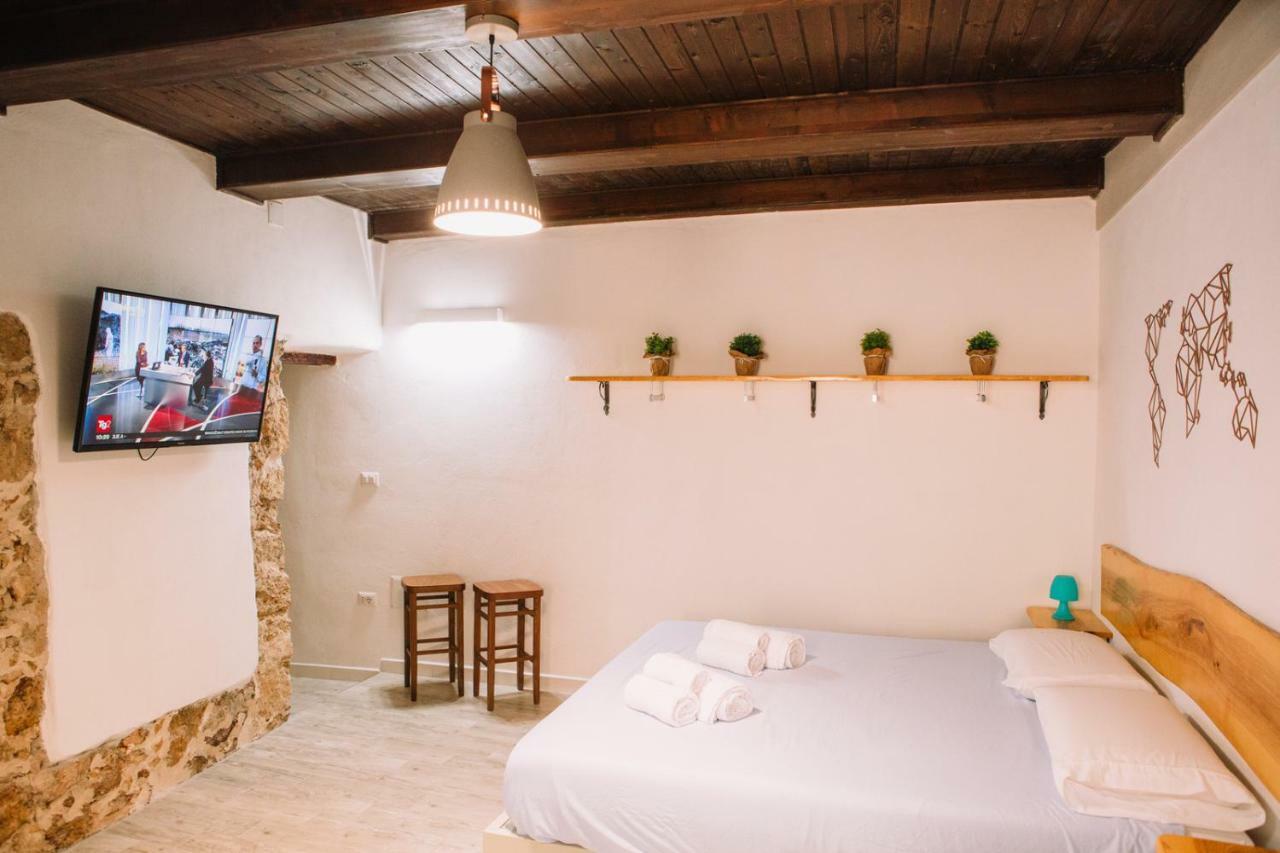 Apartment In The Heart Of The City Alghero Eksteriør billede