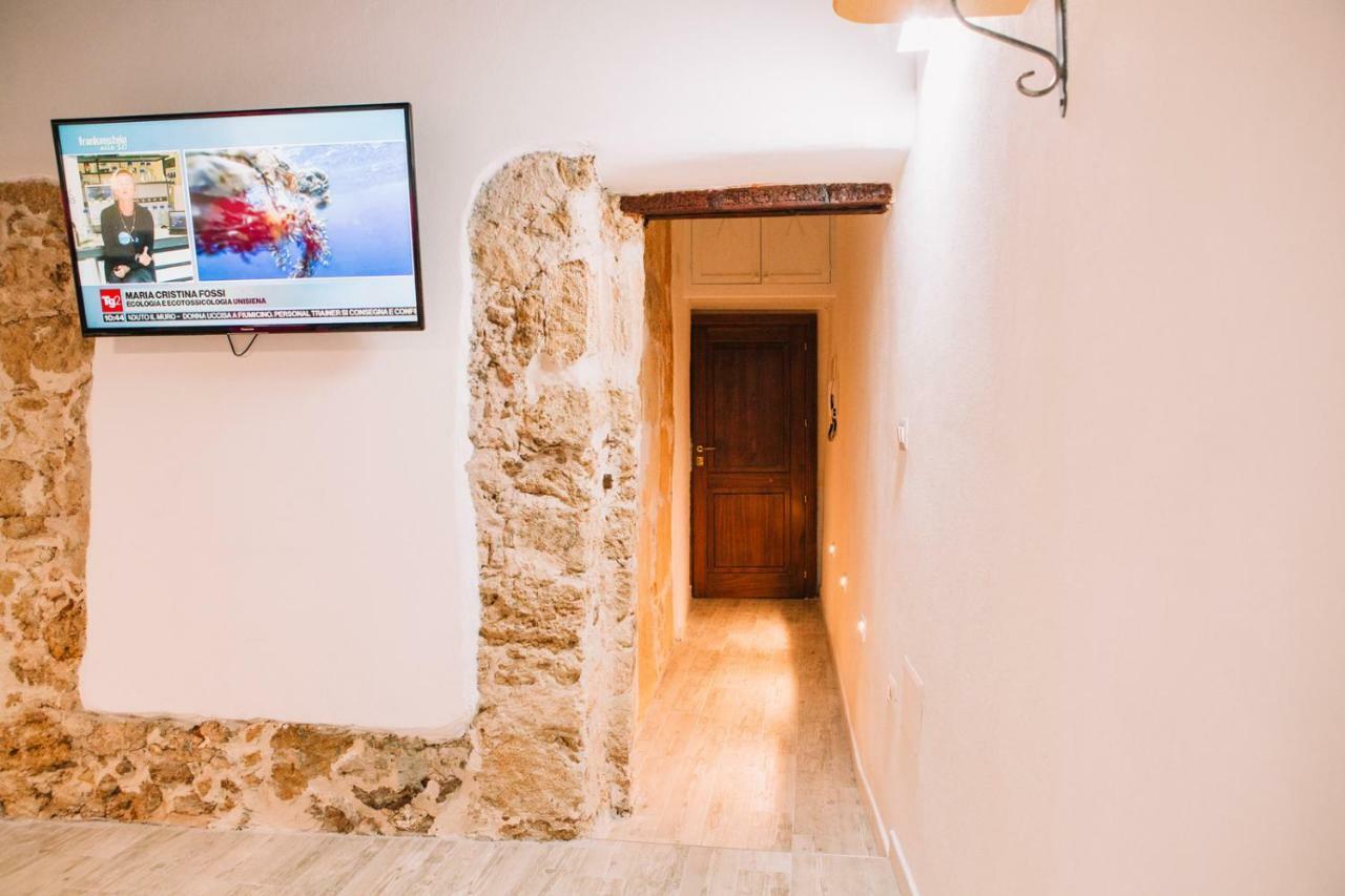 Apartment In The Heart Of The City Alghero Eksteriør billede